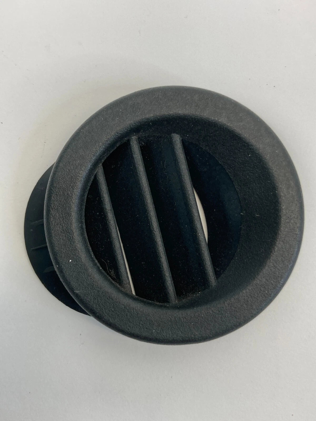 99-02 CHEVY SILVERADO 1500 RIGHT DASH DOOR WINDOW DEFROSTER AIR VENT 15707633