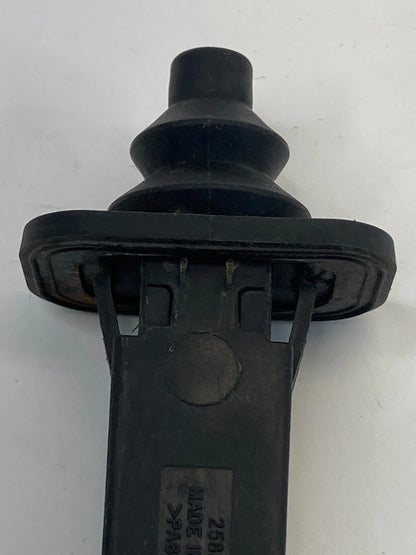 09-12 CHEVY TRAVERSE FUEL TANK FILLER DOOR LID OPENER SPRING SWITCH 25880365 OEM