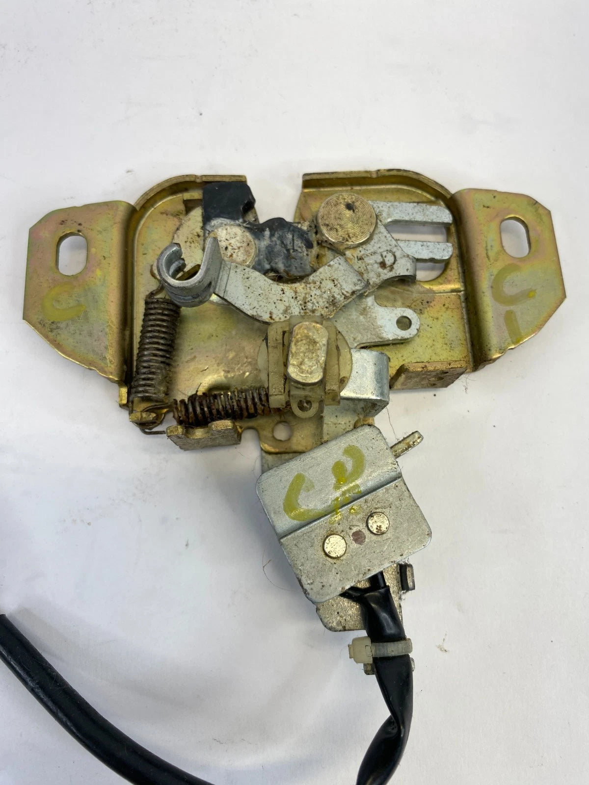 2000-2005 MITSUBISHI ECLIPSE CONVERTIBLE REAR TRUNK LOCK LATCH ACTUATOR RELEASE