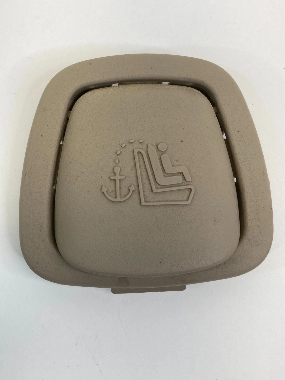 2000-2007 FORD TAURUS SEDAN REAR SEAT BELT ANCHOR CHILD COVER TRIM PLATE OEM