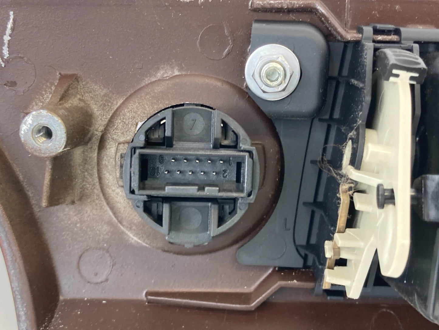 2007 2008 BMW 328XI FRONT DASHBOARD TRIM MOLDING BEZEL W/ AIR VENT 52850610 OEM