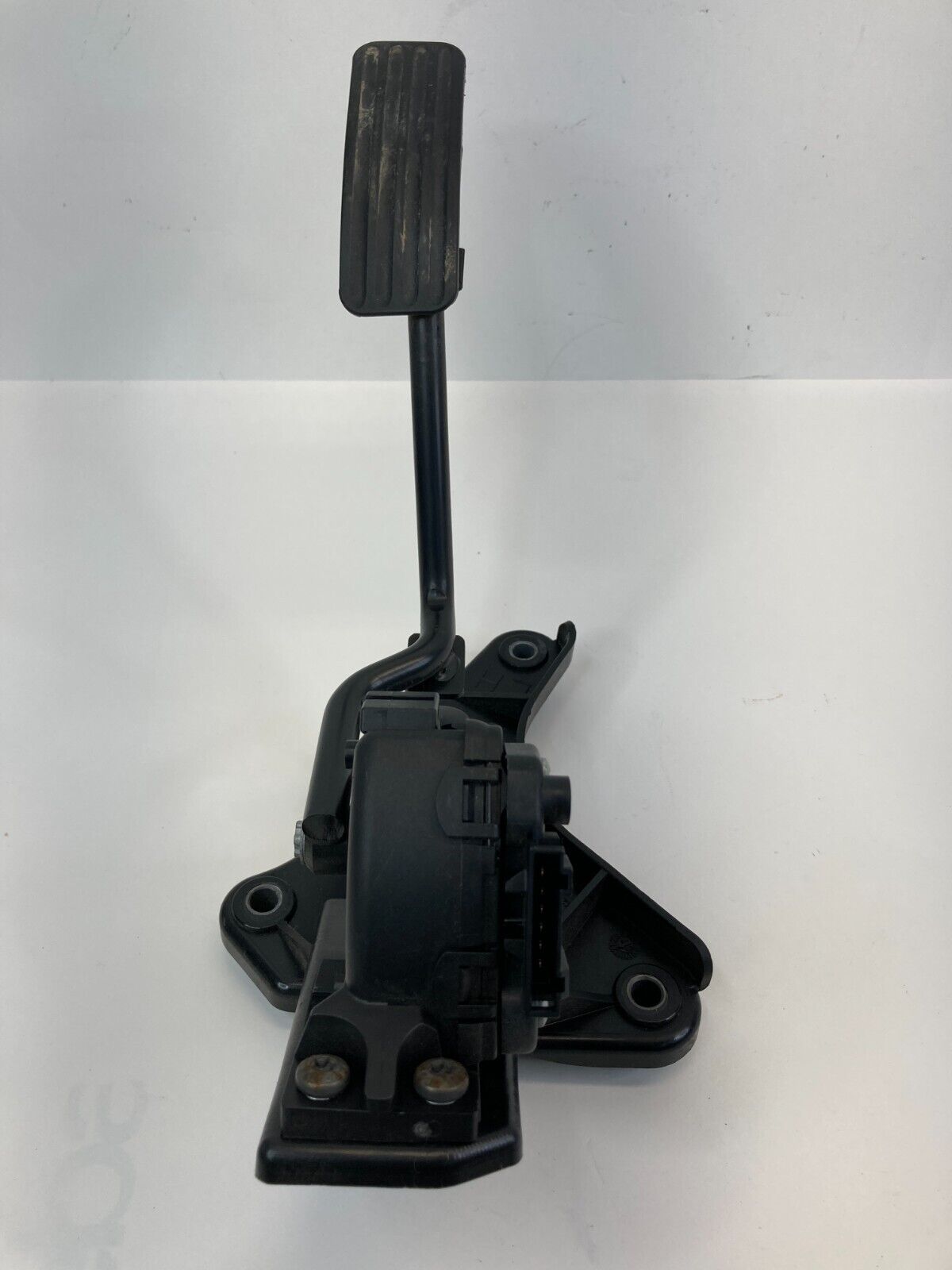 2009-2015 Jaguar XF 10-12 XFR Gas Pedal Accelerator Assembly 8X23-9F832-A OEM