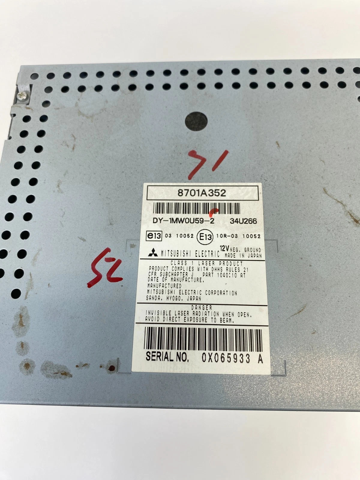 2011-2013 Mitsubishi Outlander Sport Lancer Radio AM/FM MP3 CD Player 8701A352