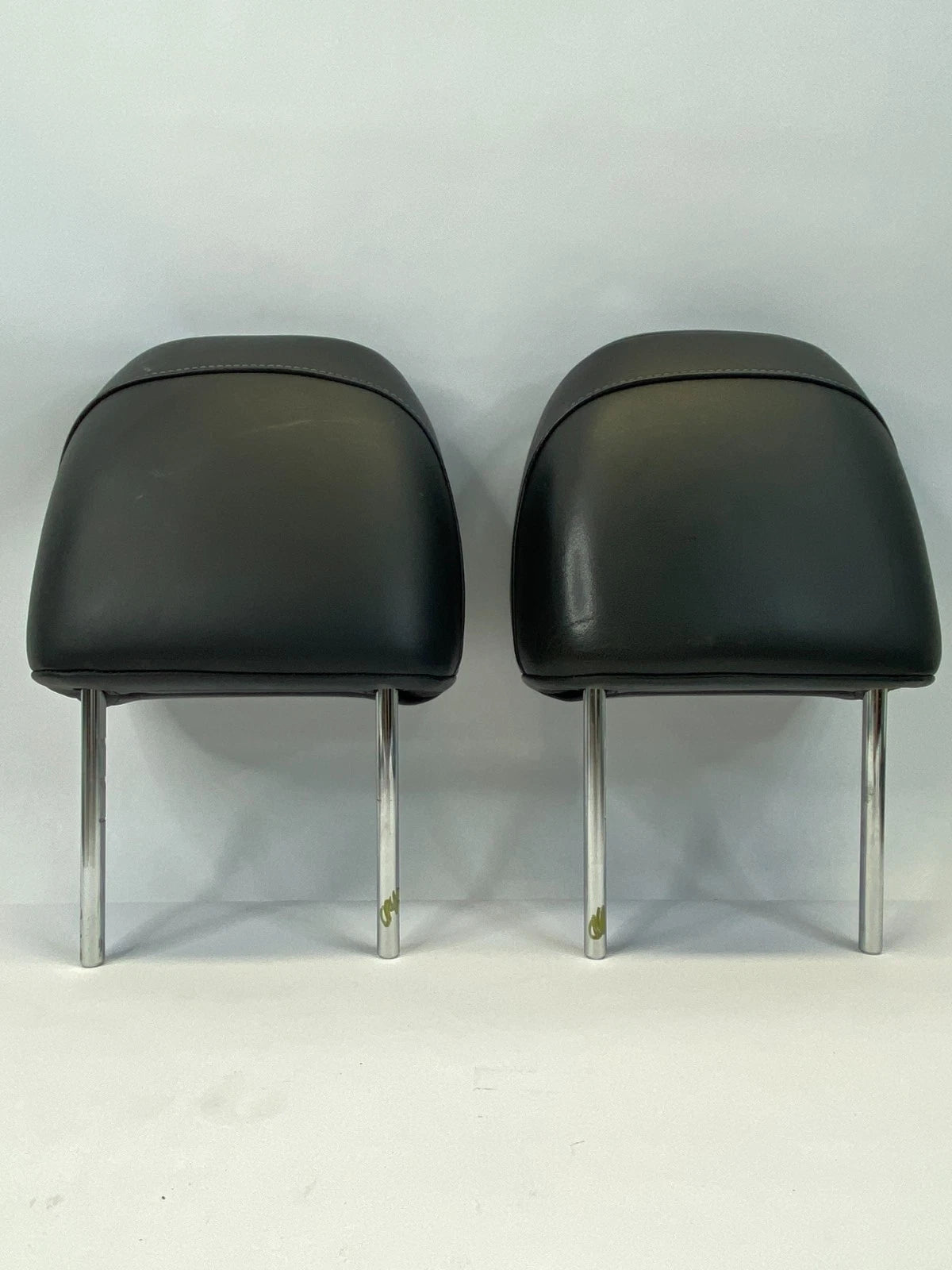 06-13 LEXUS IS250 IS350 FRONT RIGHT & LEFT SEAT HEADREST HEAD REST SET LEATHER