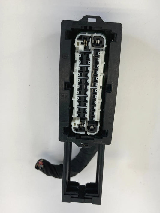 2013-2015 CHEVY MALIBU 2.5L FWD ABS BRAKE PUMP PLUG WIRE CONNECTOR 1670113-1 OEM