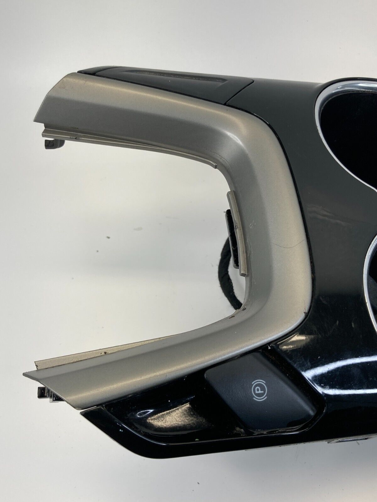 2013-2016 Ford Fusion Front Console Dual Drink Cup Holder DG9T-14B560-AD OEM