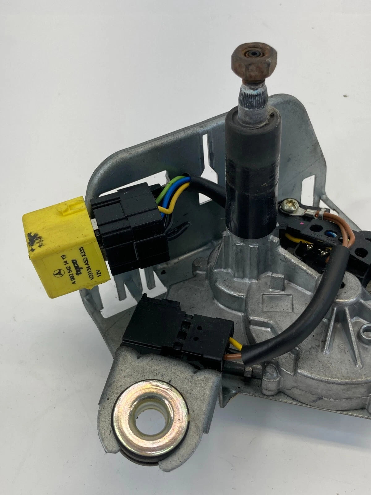 1998-2003 MERCEDES ML320 ML430 REAR BACK GLASS WIPER MOTOR 1638203142 OEM