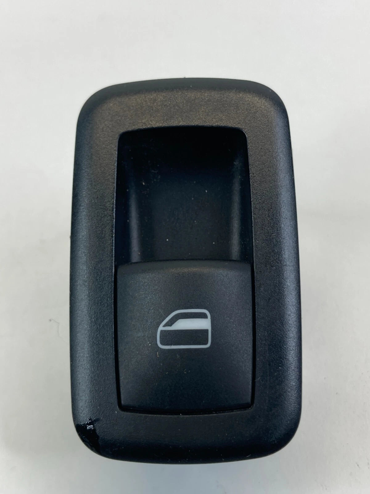 2008-2010 CHRYSLER TOWN & COUNTRY REAR RIGHT DOOR POWER WINDOW SWITCH 04602539AC