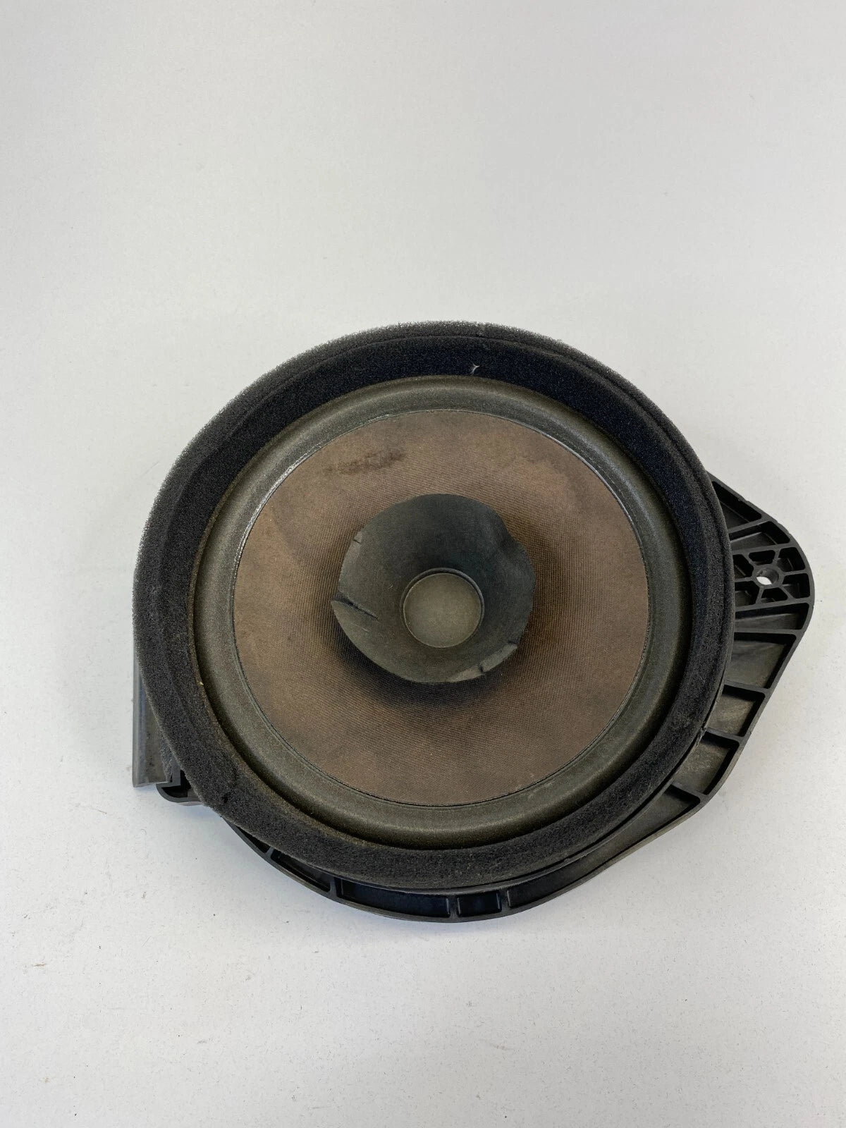 2013-2015 CHEVROLET MALIBU REAR LEFT DRIVER DOOR SPEAKER AUDIO OEM