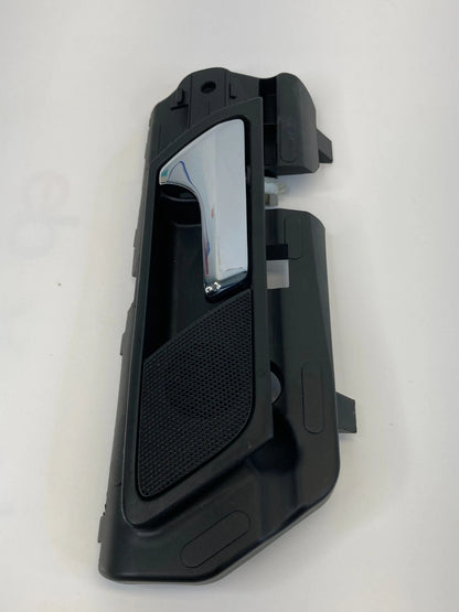 2006 2007 MERCEDES-BENZ ML500 REAR RIGHT SIDE INTERIOR DOOR HANDLE W/ TWEETER