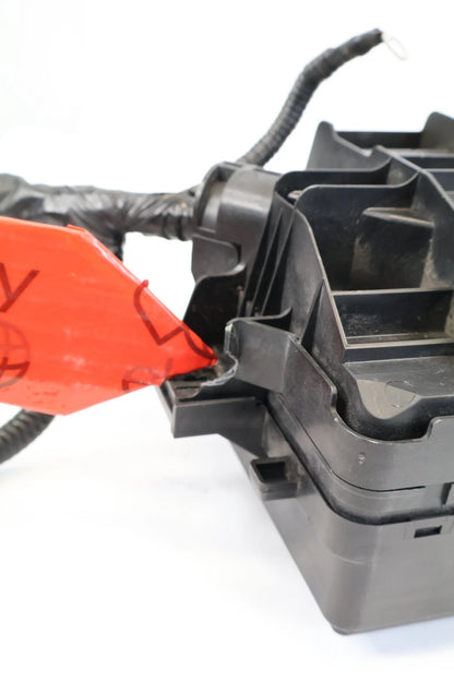 2012-2016 CHEVROLET SONIC FRONT ENGINE FUSE RELAY BOX COMPARTMENT 95383529