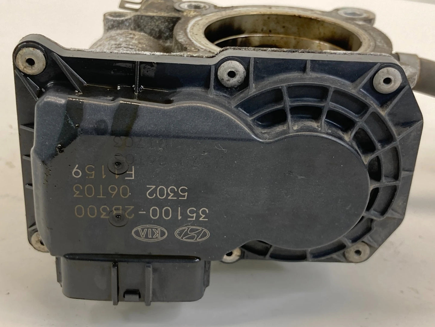 2012-2019 Kia Rio Soul Fuel Inject Throttle Body Throttle Valve 35100-2B300 OEM