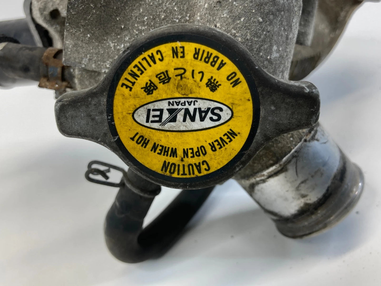 2007-2015 LEXUS GS350 3.5L V6 A/T THERMOSTAT HOUSING WATER OUTLET OEM