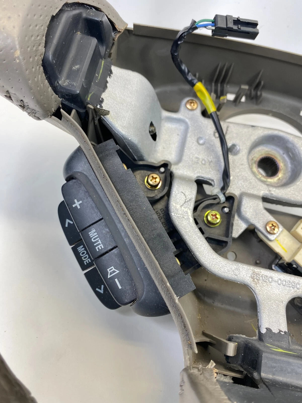 2003-2006 SUZUKI XL-7 2.7L A/T 4WD STEERING WHEEL ASSY W/ CRUISE CONTROLS OEM