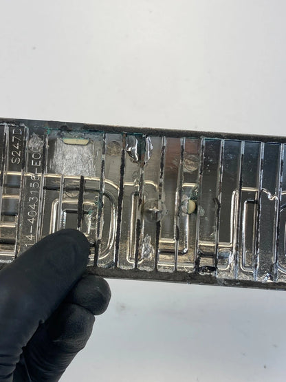 2007-2014 FORD EXPEDITION EL FRONT FENDER LOGO NAMEPLATE EMBLEM 7L14-4043156-E0