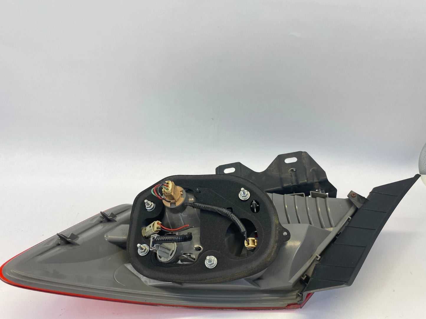 2009-2011 HONDA CIVIC COUPE REAR LEFT DRIVER SIDE OUTER TAILLIGHT TAIL LIGHT OEM