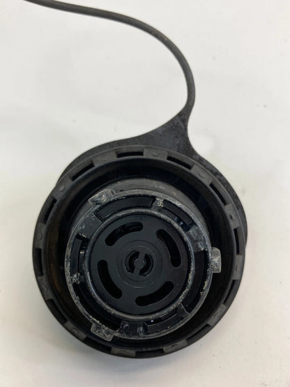 2001 2002 2003 2004 2005 2006 FORD ESCAPE 3.0L V6 FUEL TANK FILLER GAS CAP ASSY