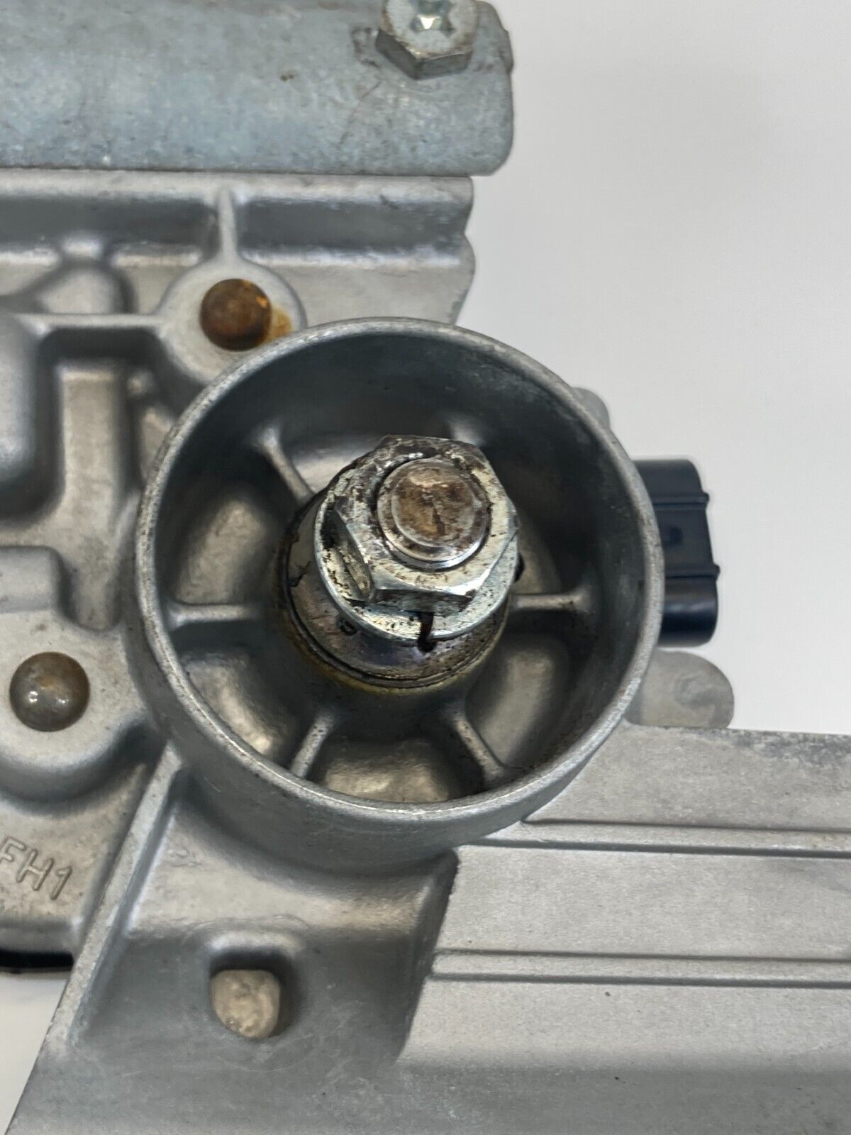 2009 10 11 12 13 2014 Nissan Maxima Front Windshield Wiper Motor OEM