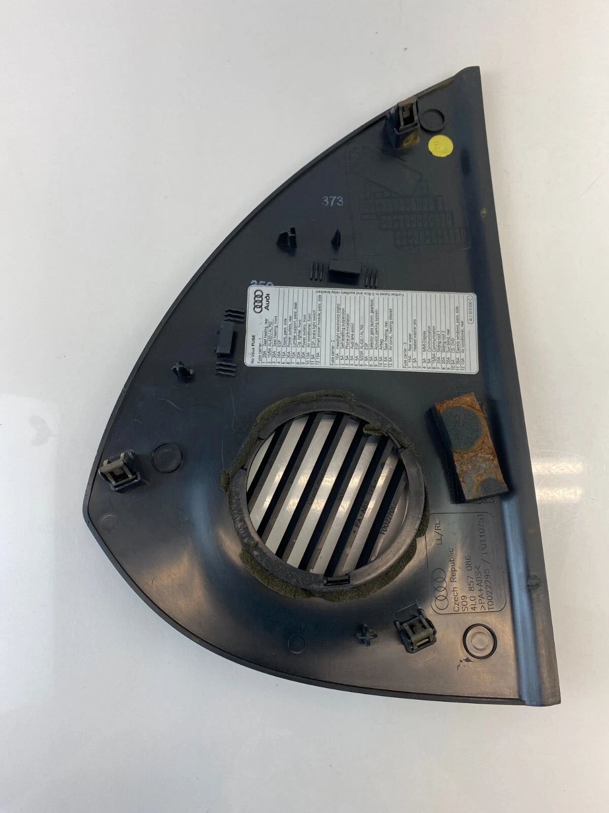 2007-2015 AUDI Q7 FRONT RIGHT PASSENGER DASH COVER PANEL VENT 4L0-857-086 OEM