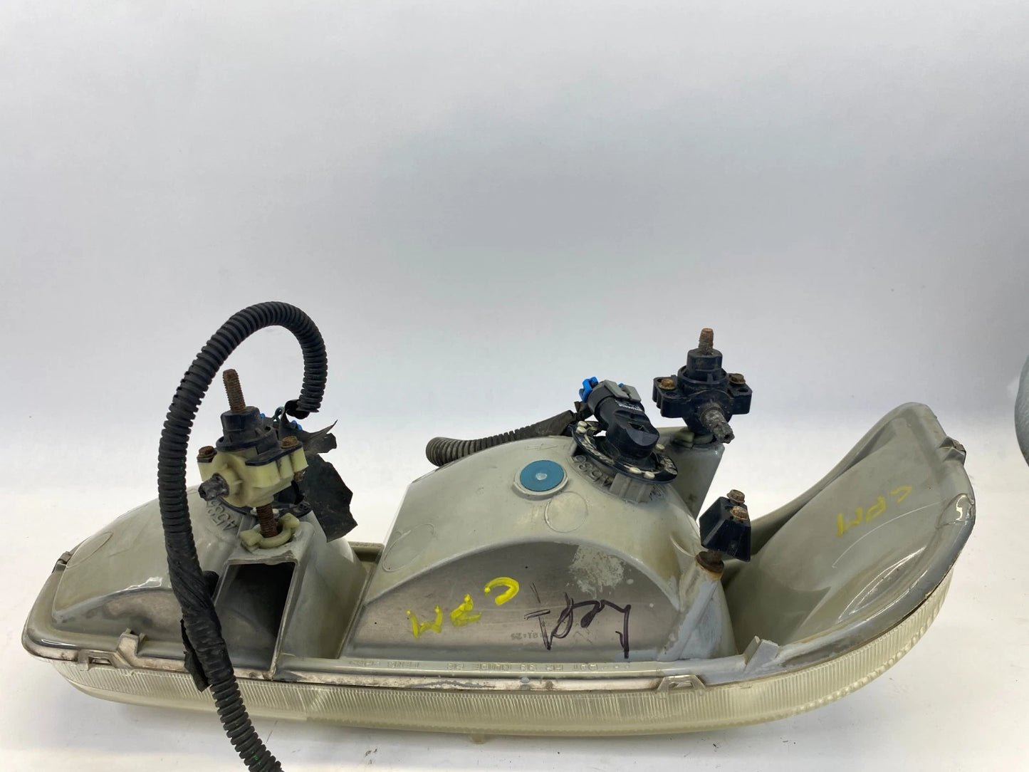 2000-2006 CHEVY TAHOE SUBURBAN LH DRIVER SIDE HEADLIGHT HEAD LAMP ASSEMBLY OEM