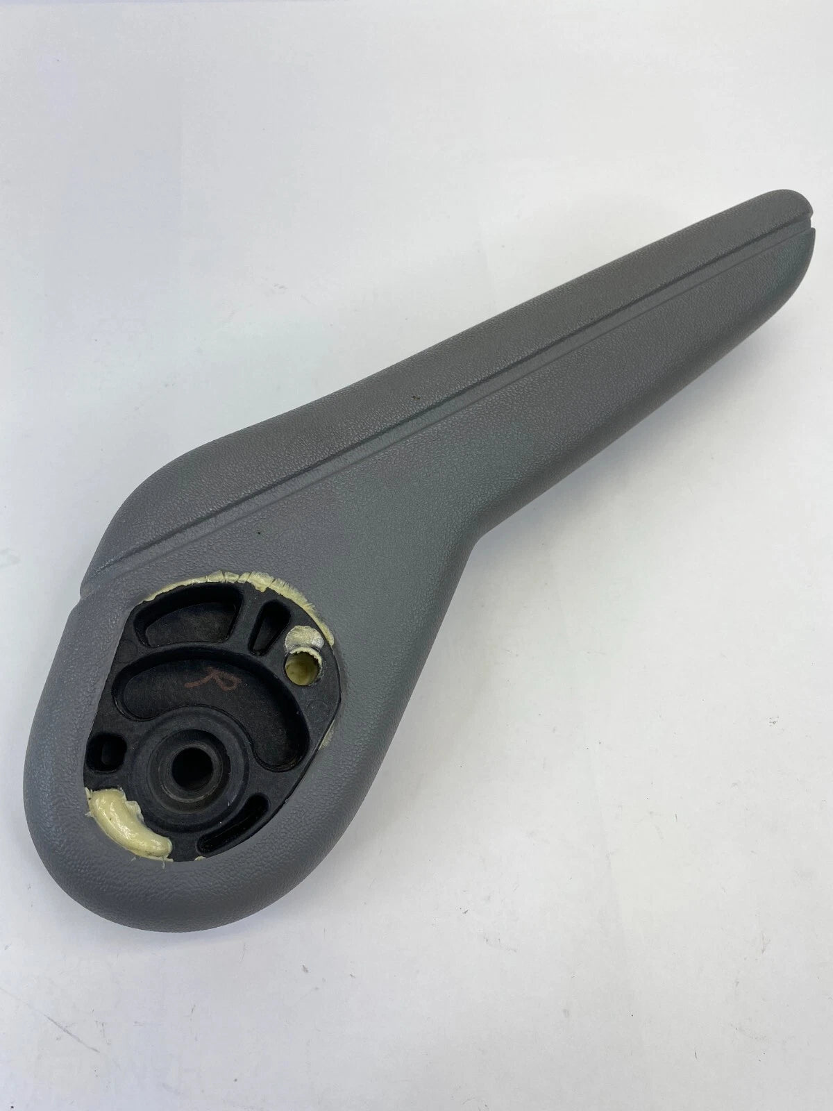 2008 2009 2010 CHRYSLER TOWN & COUNTRY FRONT RIGHT SEAT ARMREST ARM REST OEM