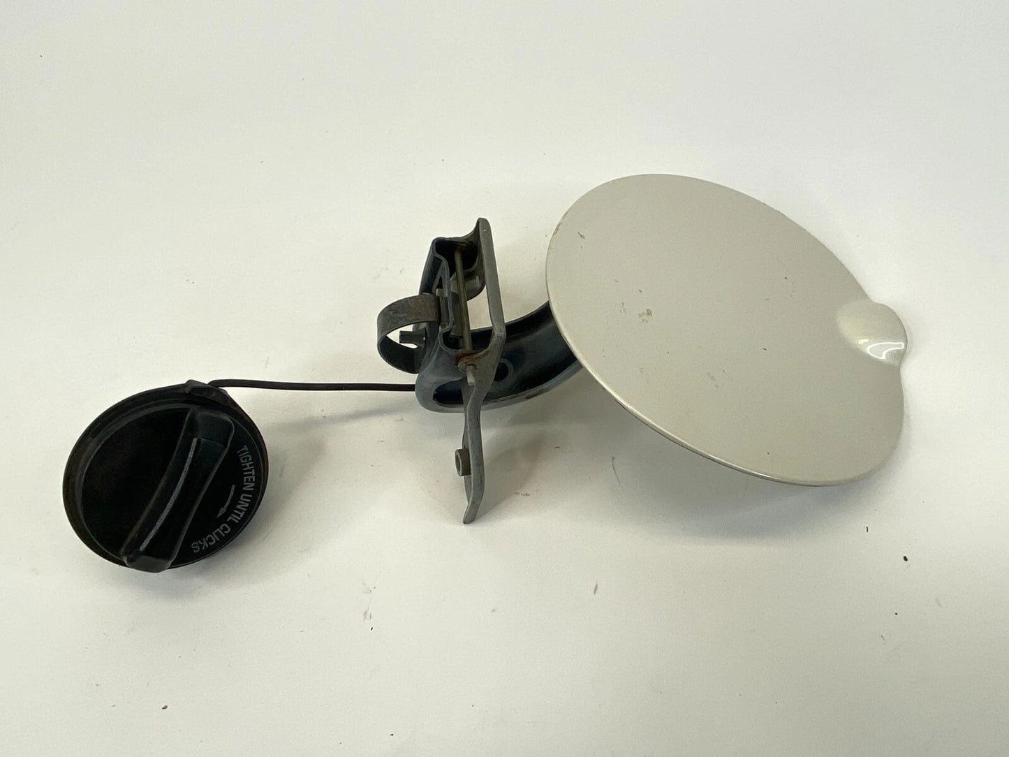 2007-2010 LINCOLN MKX FUEL FILLER FUEL TANK DOOR W/ CAP ASSEMBLY OEM