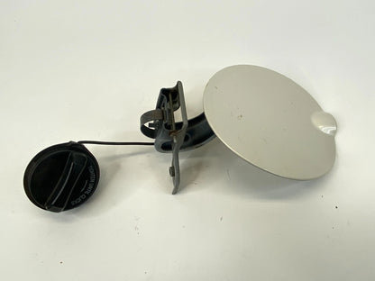 2007-2010 LINCOLN MKX FUEL FILLER FUEL TANK DOOR W/ CAP ASSEMBLY OEM