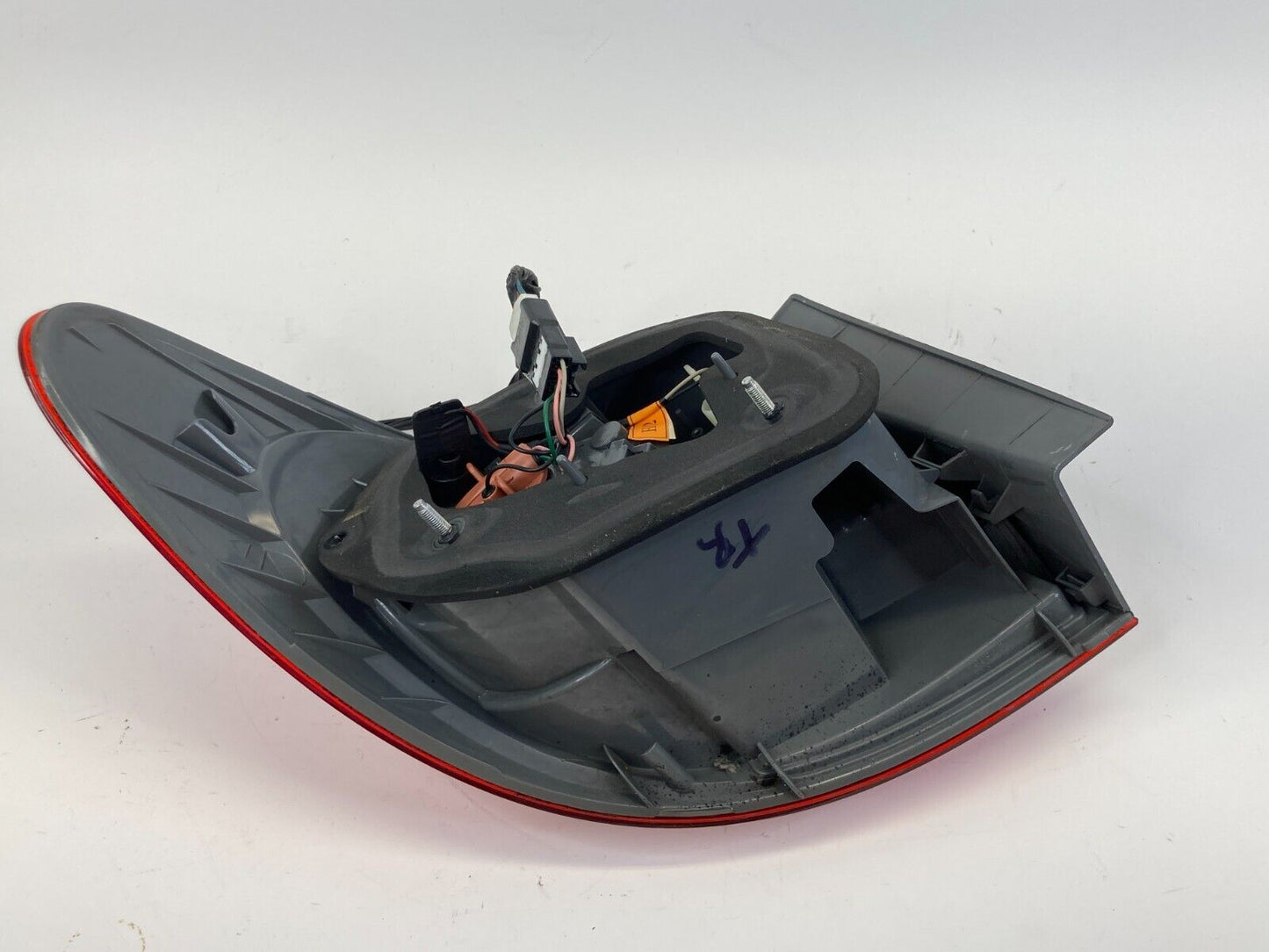 07-10 Hyundai Elantra Sedan Right Side Quarter Panel Taillight Tail Lamp Light