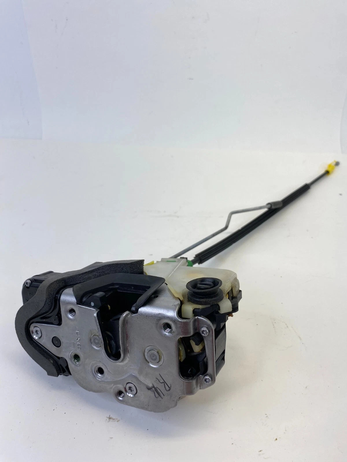 2013-2016 CHEVROLET CRUZE REAR LEFT BACK DOOR LOCK LATCH 13579557 OEM