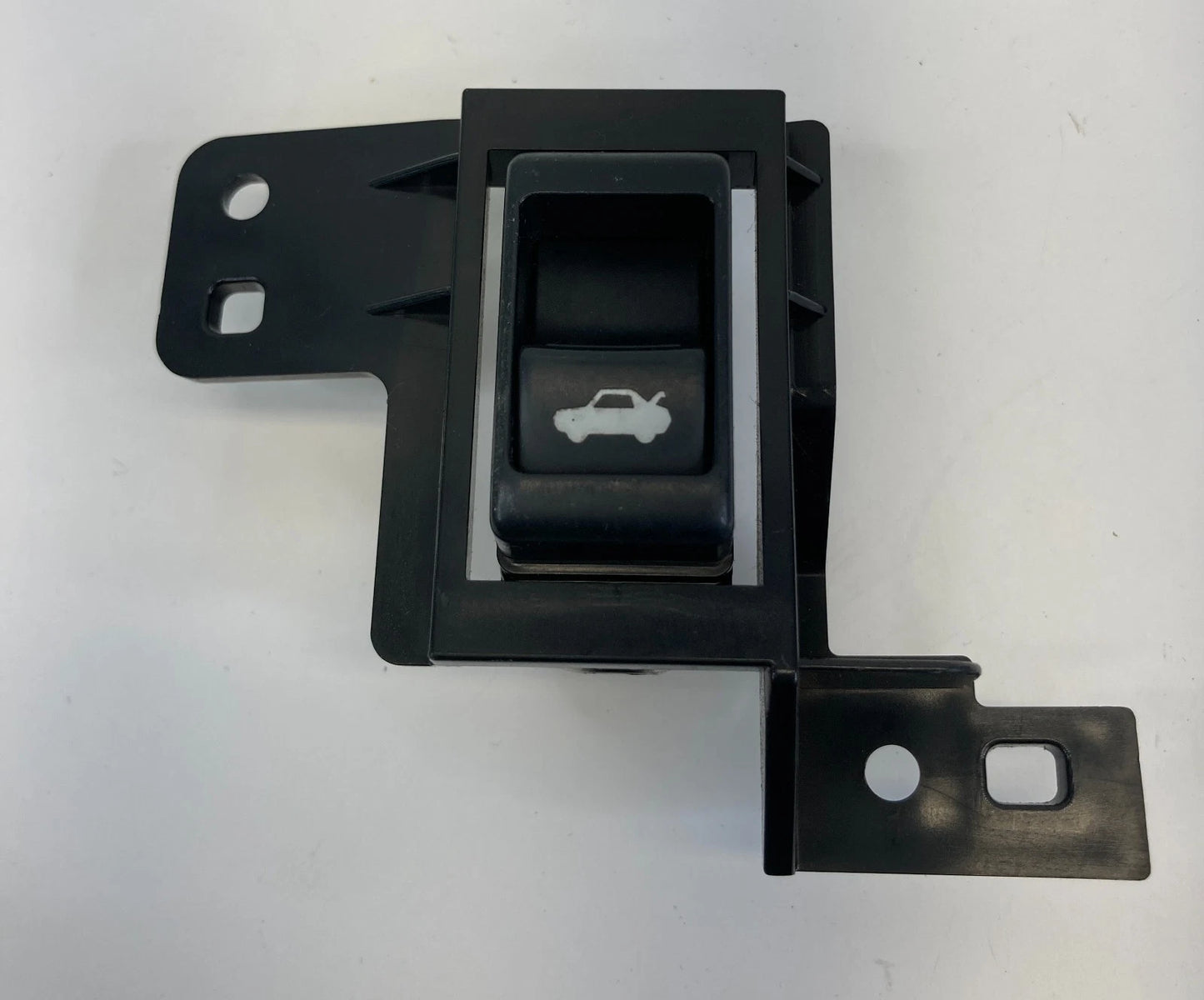 06 07 08 09 10 INFINITI M35 M45 TRUNK LID OPENER LOCK RELEASE CONTROL SWITCH OEM