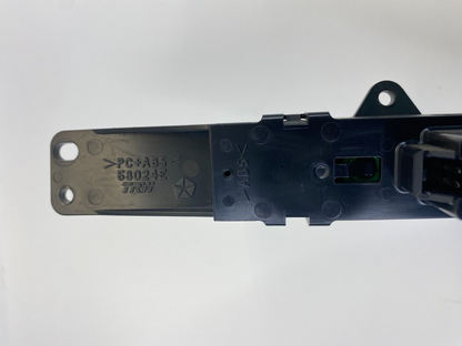 05-07 Chrysler Town & Country Dash Hazard Light Control Switch 05134628AA OEM