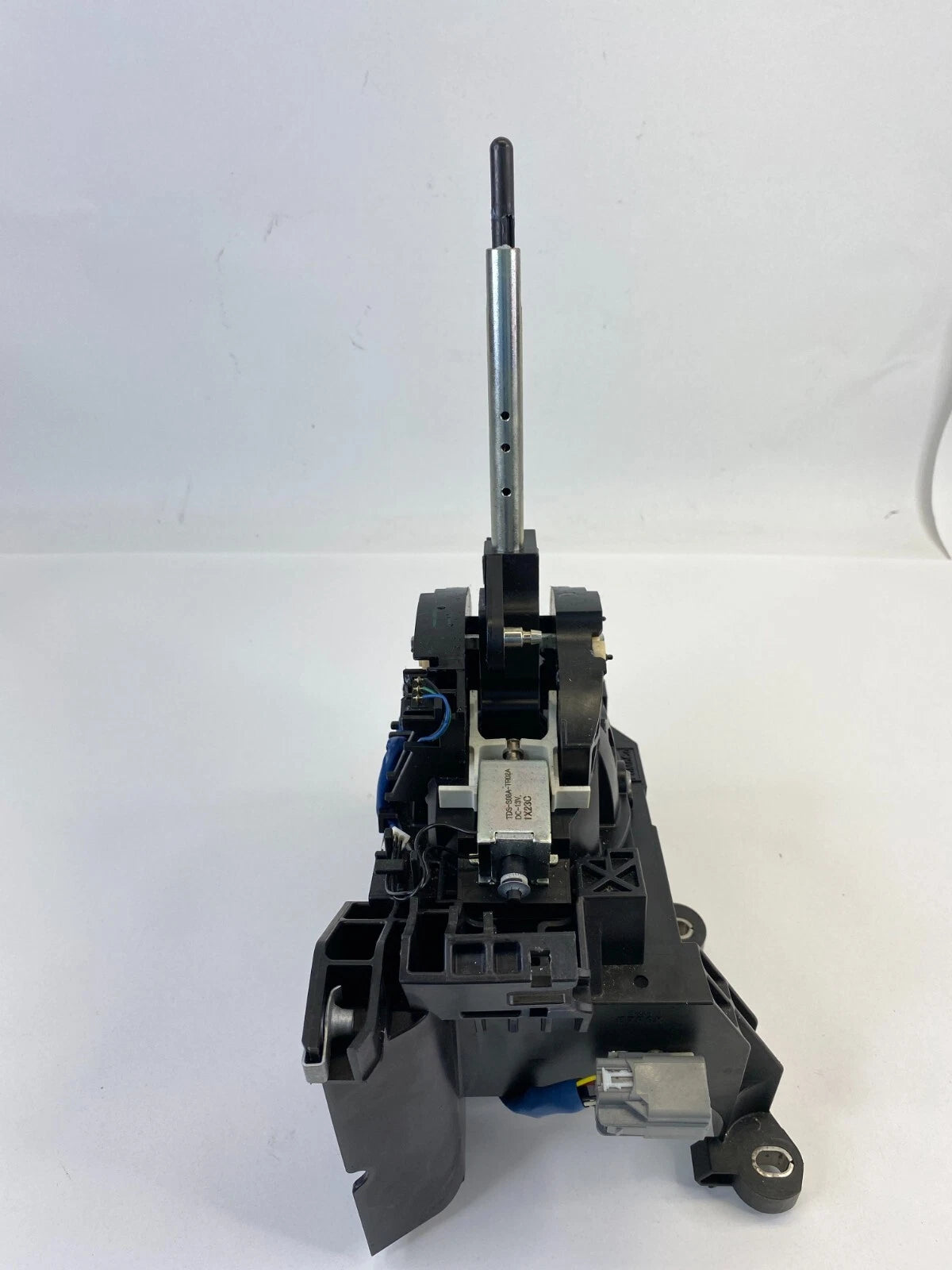 2012-2014 FORD FOCUS AUTOMATIC TRANS FLOOR GEAR SHIFTER LEVER BV6P-7K004-BH OEM