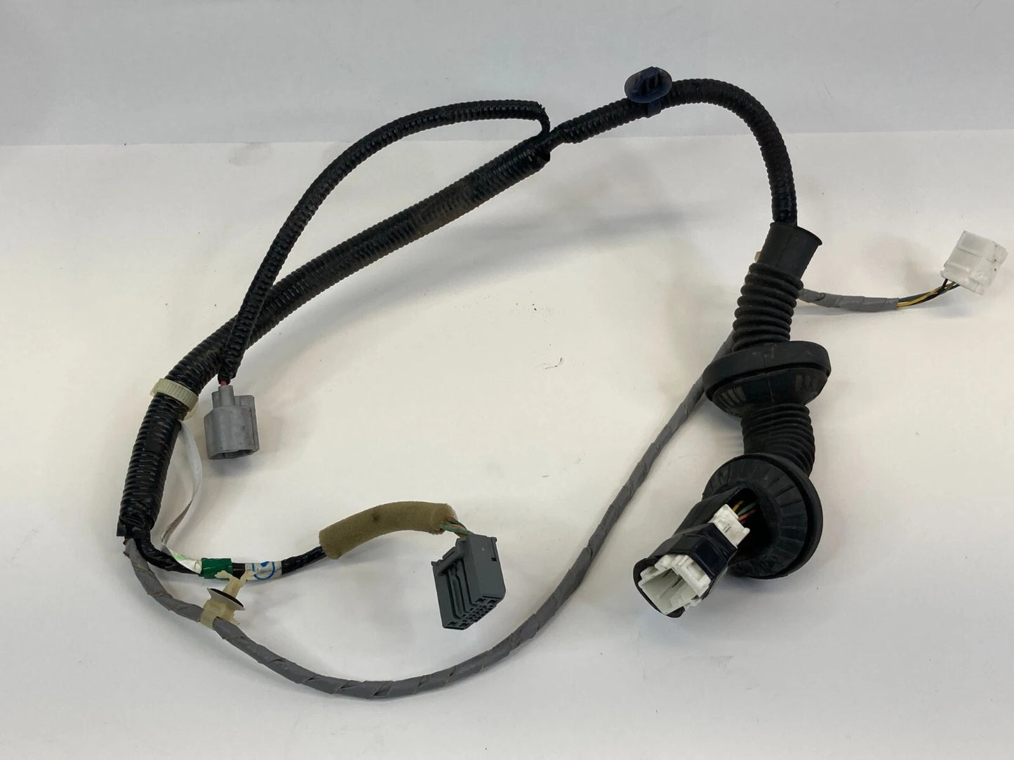 08-12 HONDA ACCORD SEDAN REAR RIGHT SIDE DOOR WIRING HARNESS 32753-TA0-A100 OEM
