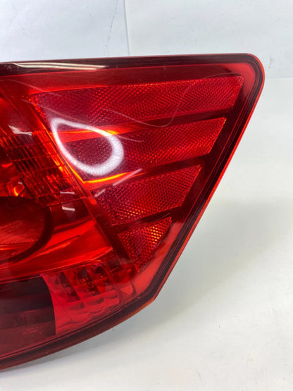 2010-2013 KIA FORTE SEDAN REAR RIGHT PASSENGER QUARTER MOUNTED TAILLIGHT LIGHT