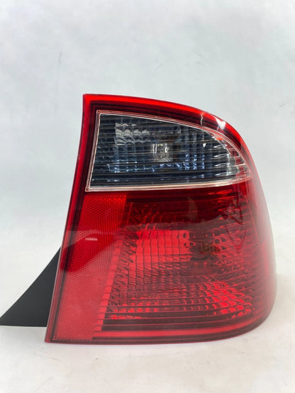 2005-2007 FORD FOCUS SEDAN RIGHT PASSENGER SIDE TAIL LIGHT LAMP ASSEMBLY OEM