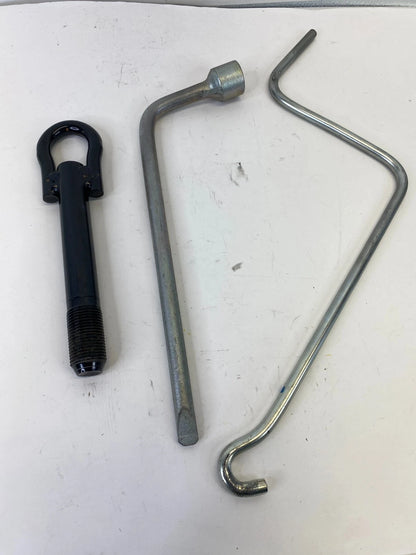2007-2011 TOYOTA YARIS HATCHBACK EMERGENCY SPARE TIRE JACK & TOOL KIT ASSY OEM