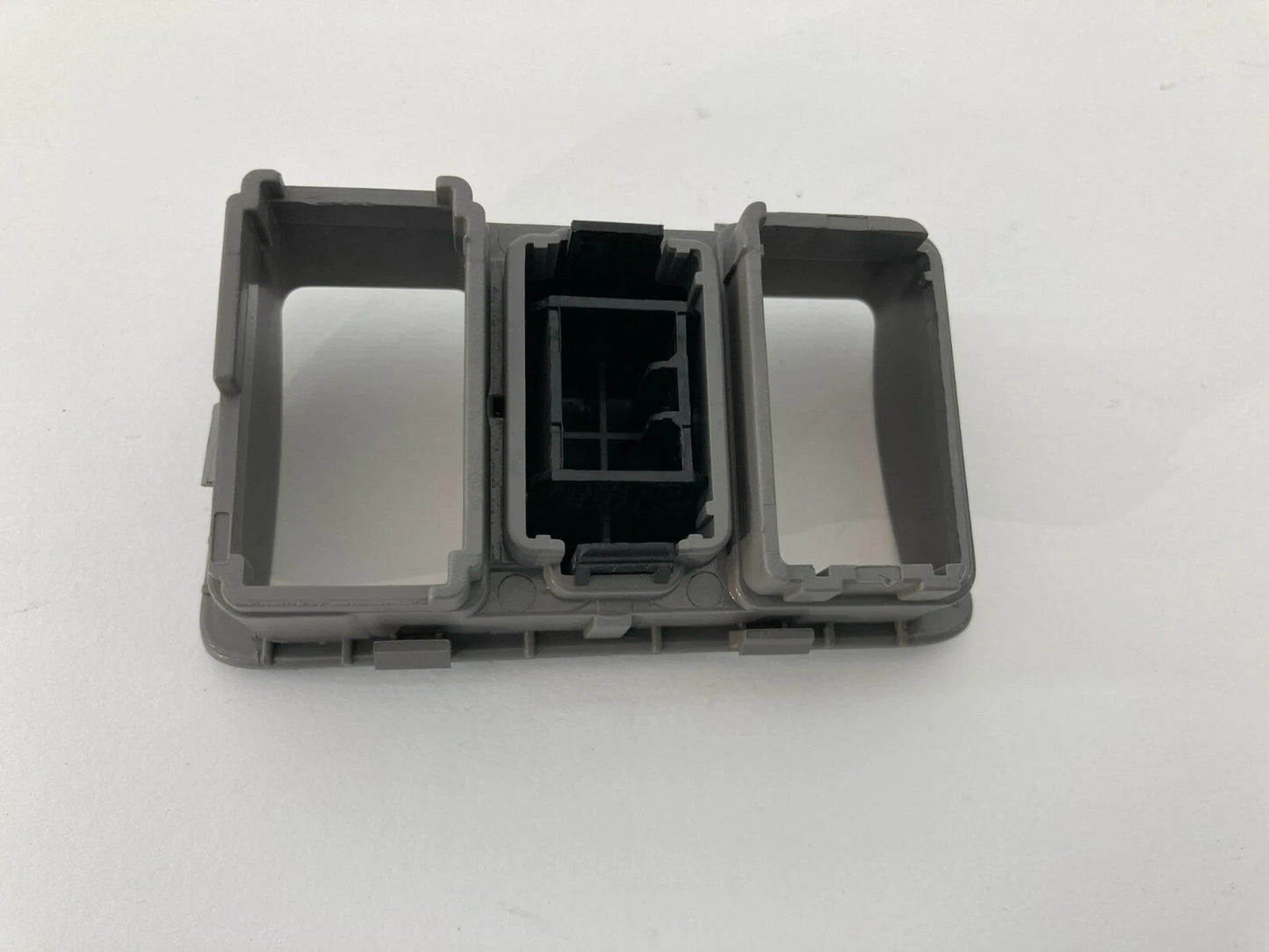 2007 2008 2009 2010 HYUNDAI ENTOURAGE DASH PANEL DIMMER SWITCH BEZEL TRIM OEM