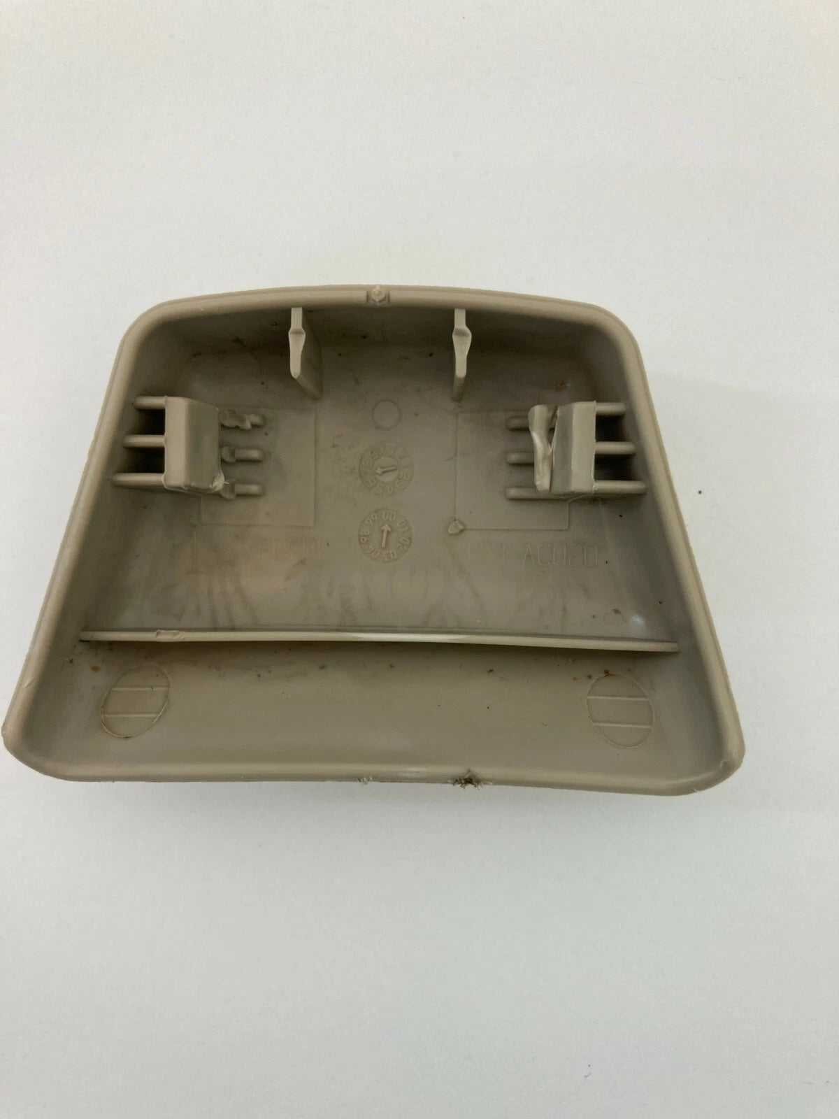 2000-2004 TOYOTA AVALON FRONT LEFT OR RIGHT SEAT SIDE TRACK END COVER BEZEL OEM