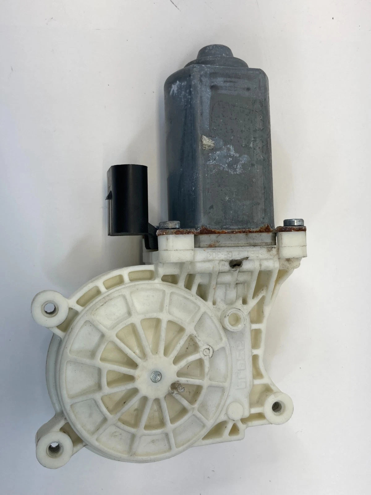 2010-2019 FORD TAURUS REAR LEFT SIDE DOOR POWER WINDOW MOTOR