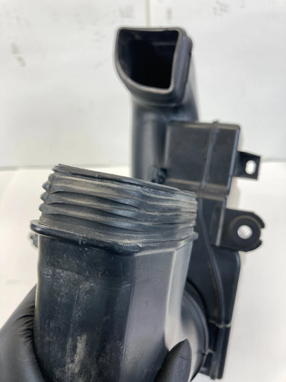 2014-2019 Kia Soul Air Intake Cleaner Hose Tube Duct w/Resonator 28220-B2000 OEM