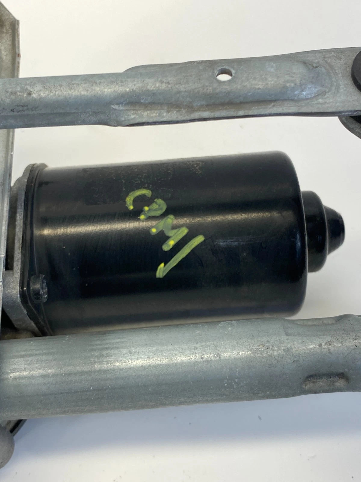 13-18 HYUNDAI SANTA FE SPORT FRONT WIPER MOTOR TRANSMISSION LINKAGE ASSEMBLY OEM