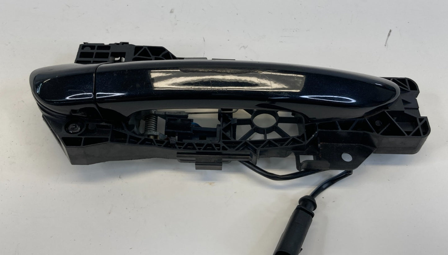 2009-2017 VW Volkswagen CC Rear Right Side Outside Exterior Door Handle OEM