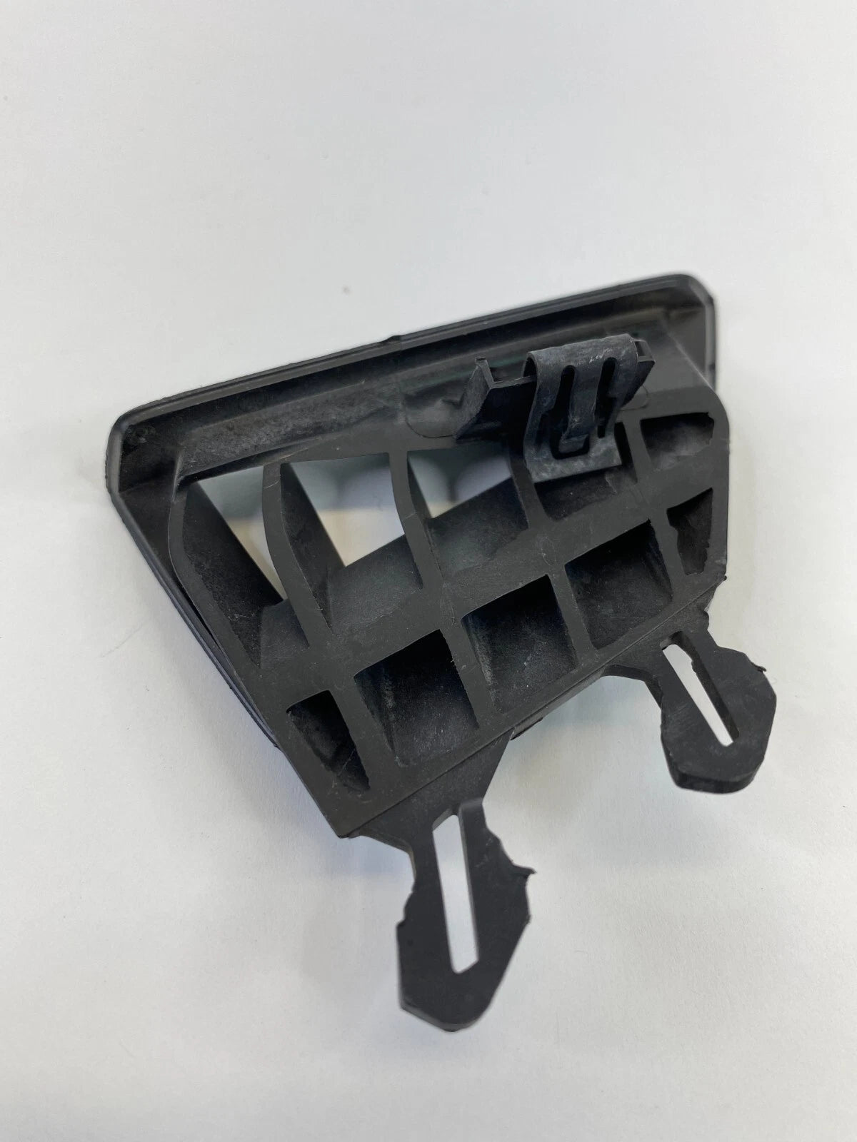 2011-2019 FORD FIESTA RIGHT A/C DASH AIR VENT DEFROSTER GRILLE AE83-A045G50-A-AW