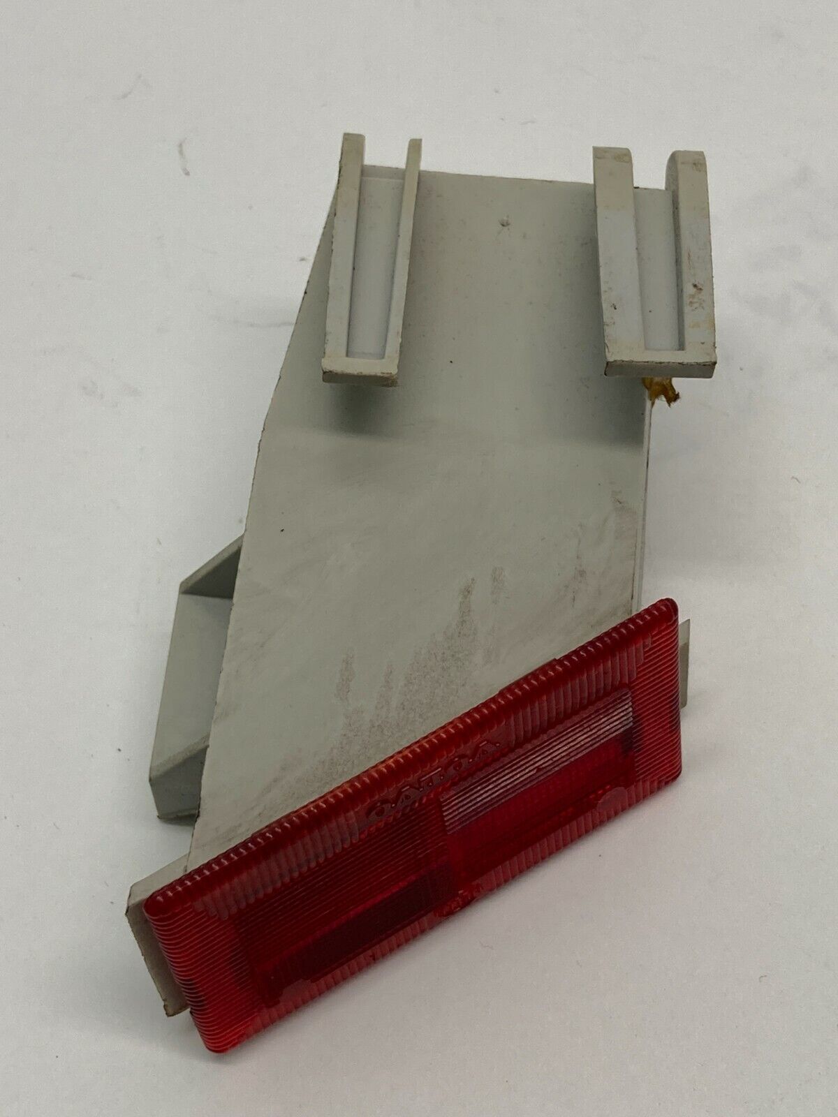 1993-1997 Volvo 850 Rear Left Door Interior Courtesy Lamp Warning Lamp 9133350