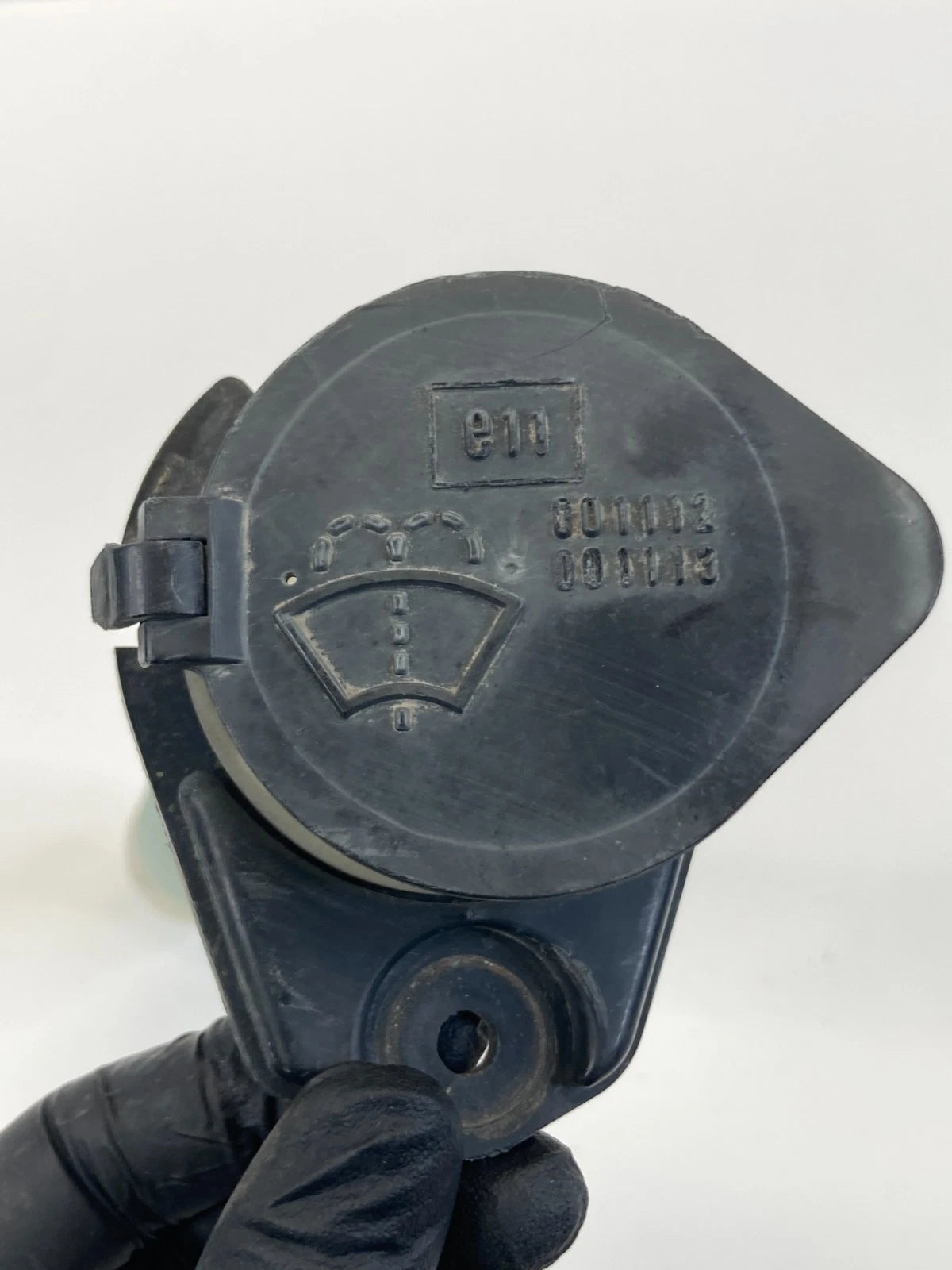 2007-2011 LEXUS GS350 WINDSHIELD WIPER WASHER FLUID BOTTLE TANK FILLER NECK OEM