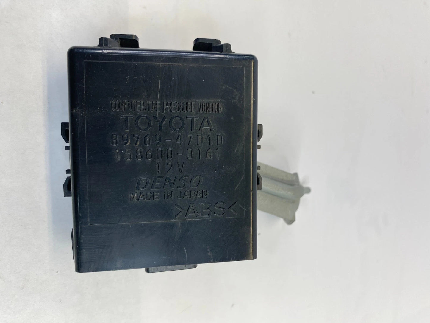 2005-2009 TOYOTA PRIUS TIRE PRESSURE MONITOR TPMS CONTROL MODULE 89769-47010 OEM