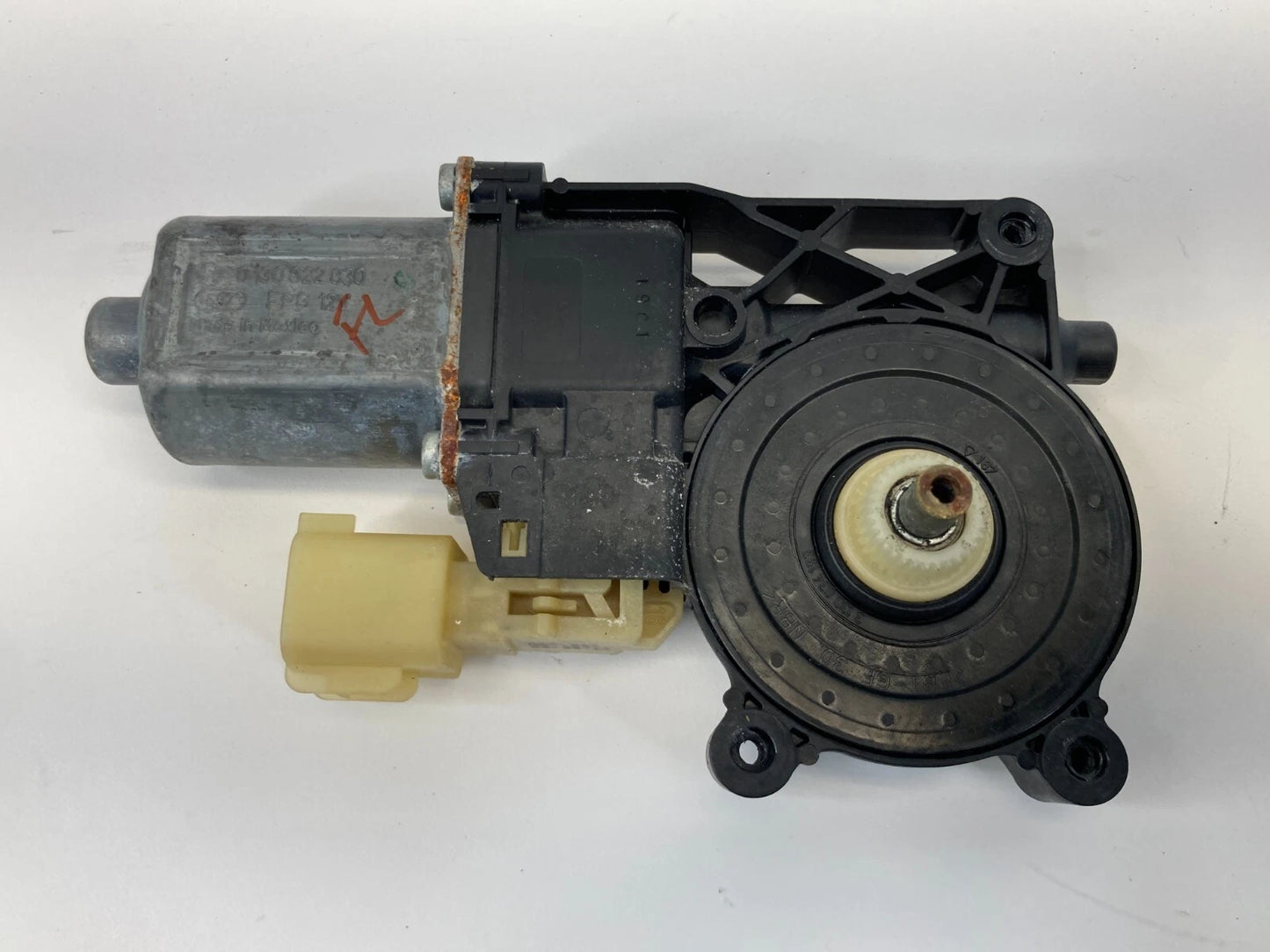 2013-2020 FORD FUSION FRONT LEFT DRIVER SIDE POWER WINDOW MOTOR 0130822830