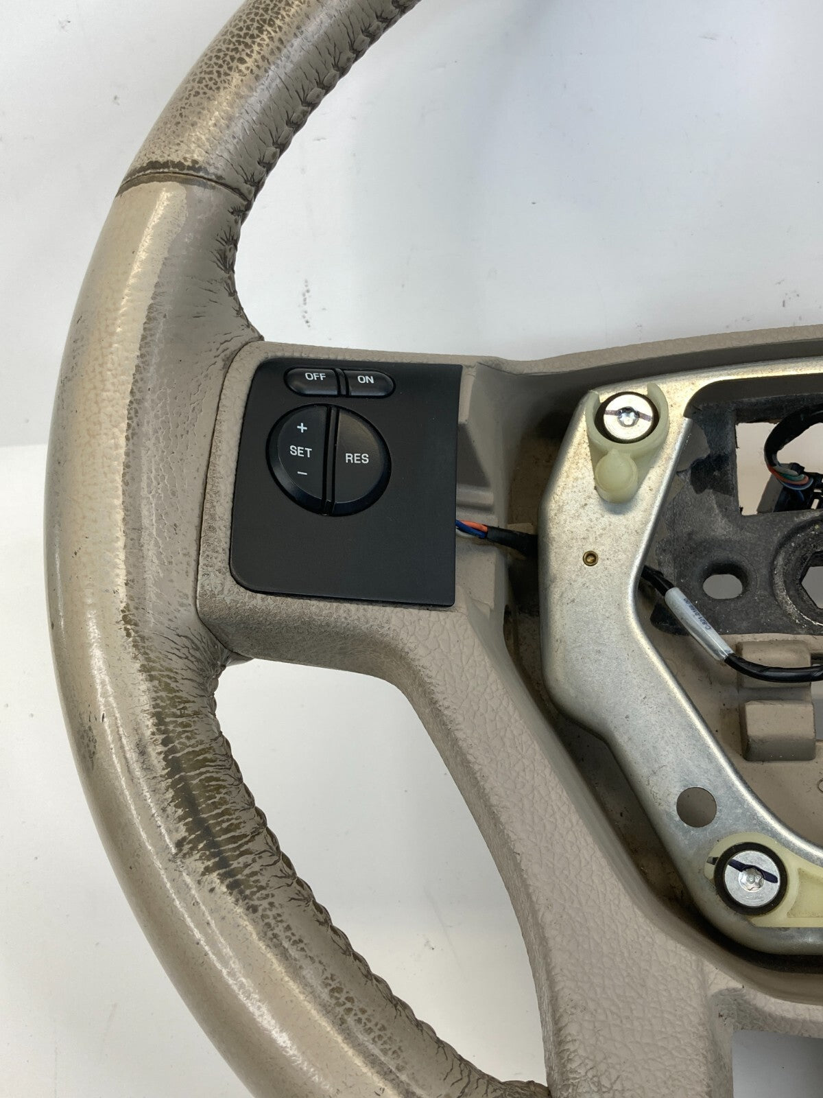 06 07 08 09 10 Ford Explorer Driver Side Steering Wheel Assy W / Control OEM