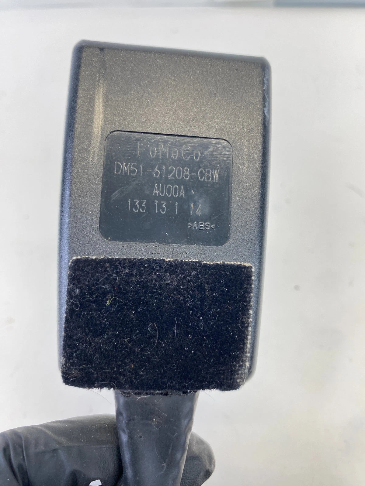 2012-2014 FORD FOCUS FRONT RIGHT PASSENGER SEAT BELT BUCKLE DM51-51208-CBW OEM