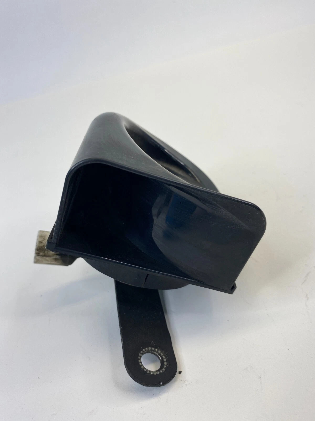 2004-2008 HONDA PILOT SUV 4-DR LOW NOTE PITCH HORN SIREN E358943 OEM
